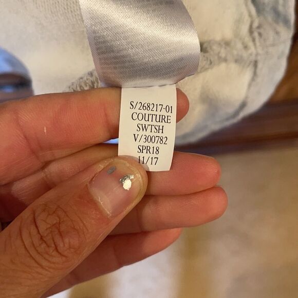 Banana Republic grey sweatshirt with bell sleeves - Picture 12 of 13